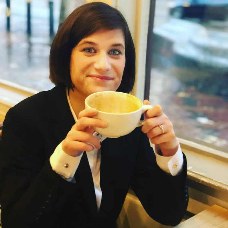 Courtney Helm Headshot